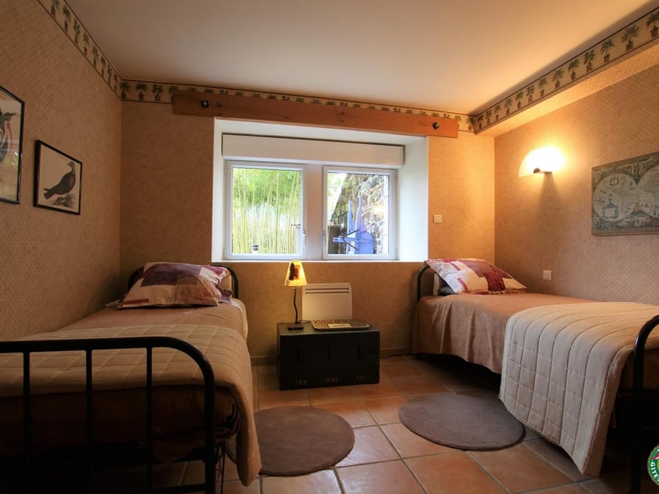 Gîte familial avec terrasse panoramique et cheminée, idéal pour randonnées près de Retournac - FR-1-582-355 House in Auvergne-Rhône-Alpes