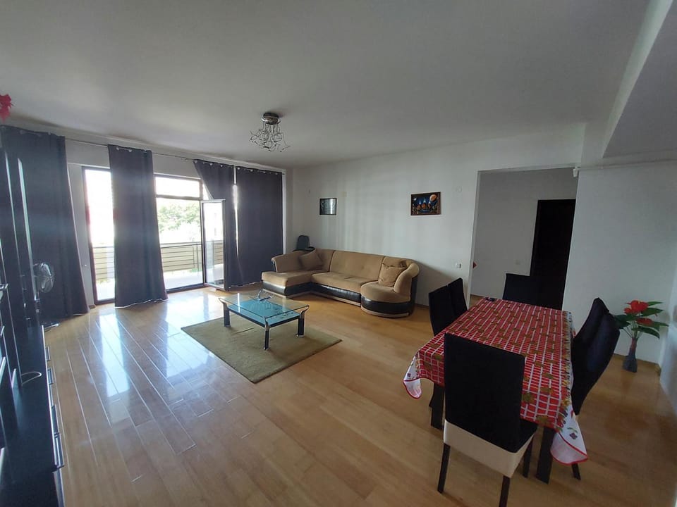 Roxana apartament 3 camere Apartment in Romania