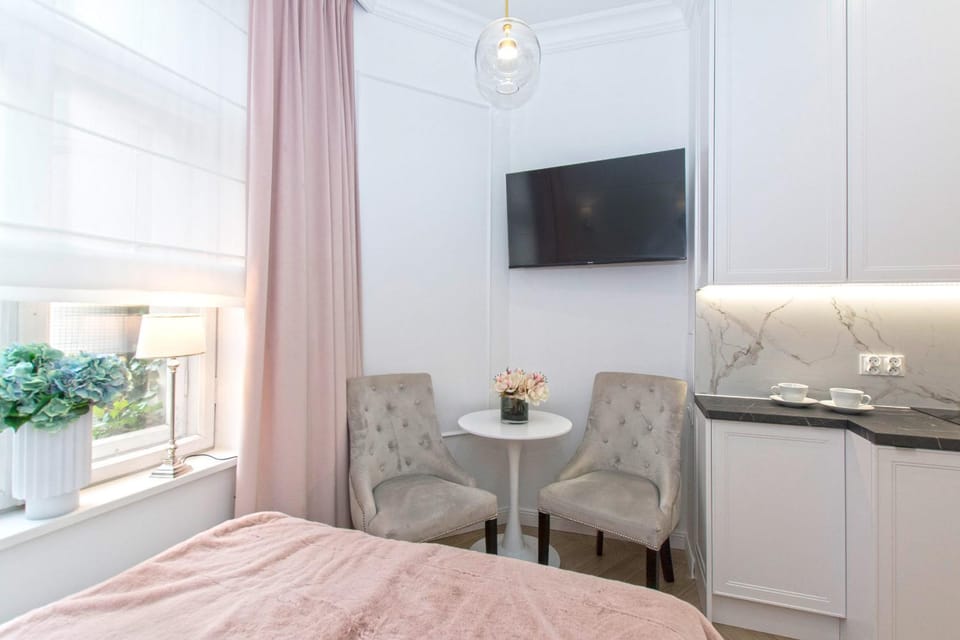 TV and multimedia, Kitchen or kitchenette, Dining area