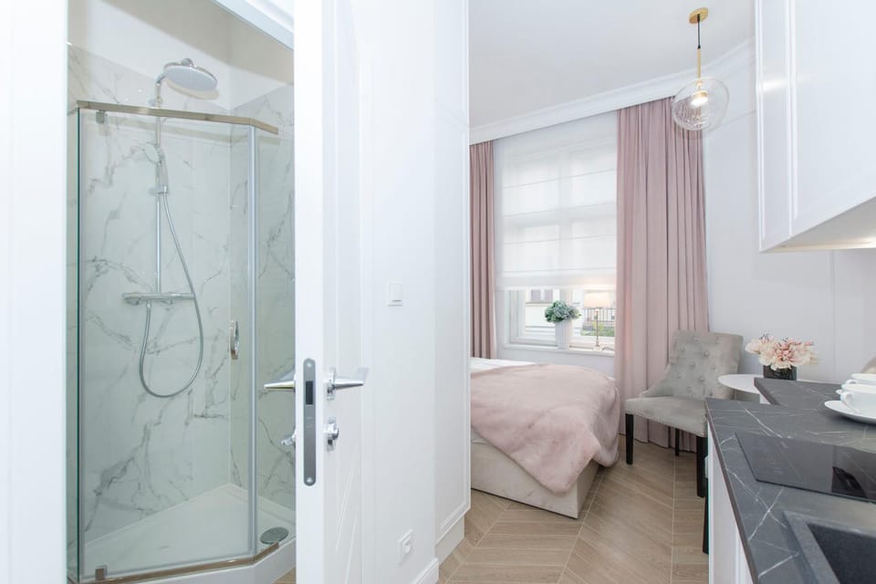 Bathroom, Photo of the whole room