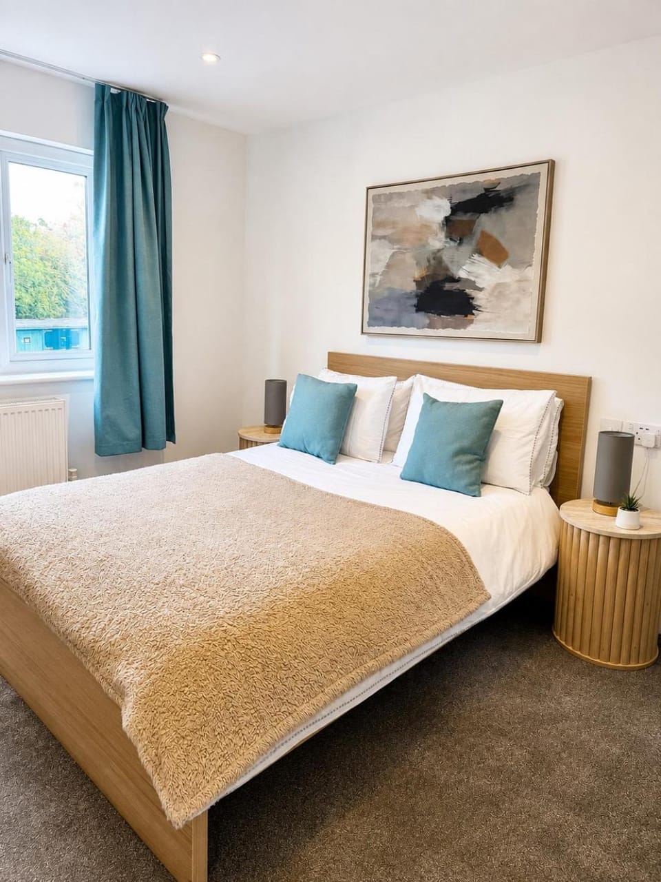 Spacious En-suite Private Double Bedroom Vacation rental in Oxford