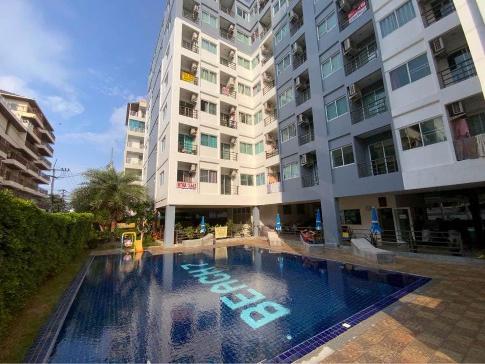 Beach 7 Condo Studio 012 Apartment in Pattaya City