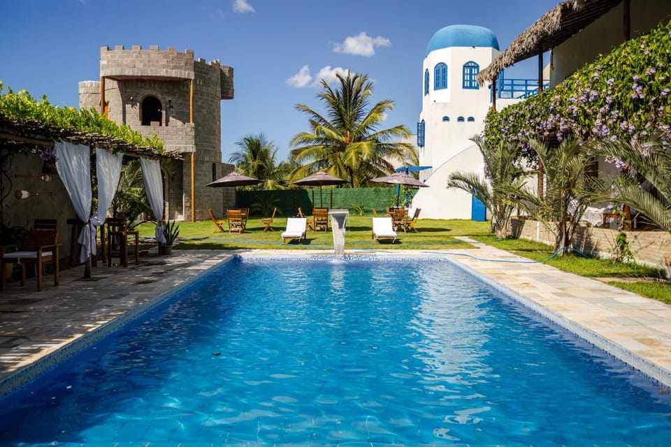 Property building, Day, Garden, Garden view, Pool view, Swimming pool, sunbed