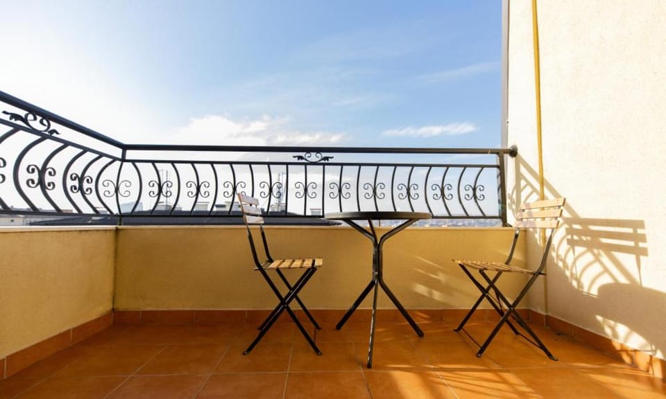 View (from property/room), Balcony/Terrace