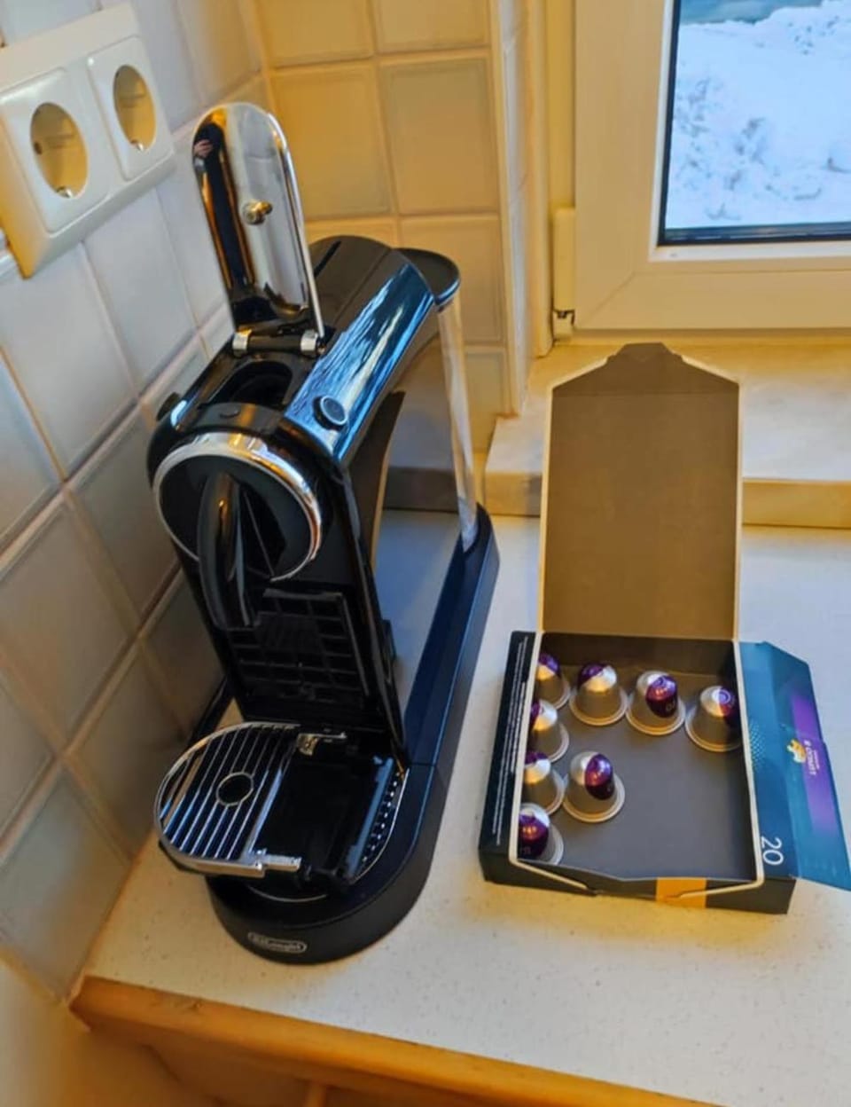 Coffee/tea facilities, Kitchen or kitchenette