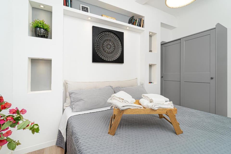 Enjoy Home Apartment in Genoa