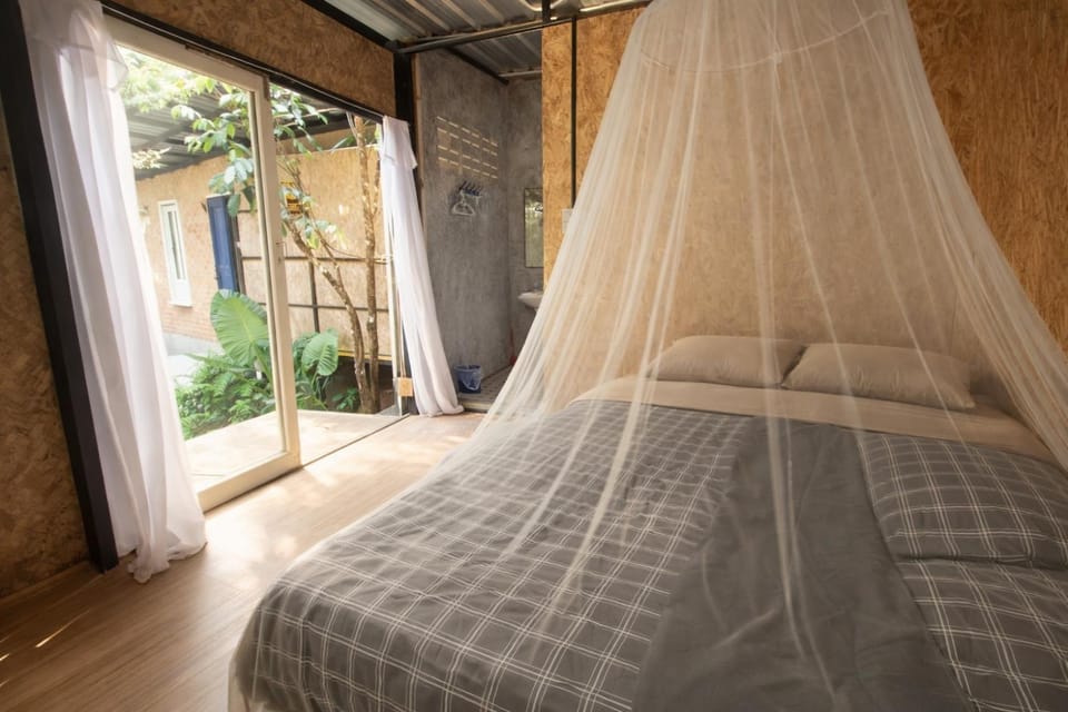 Bed, View (from property/room), Balcony/Terrace, Photo of the whole room, Bedroom