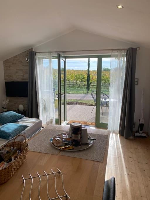 L'atelier de la Bergerie - L’ Ardèche - Via Rhona House in Pont-Saint-Esprit