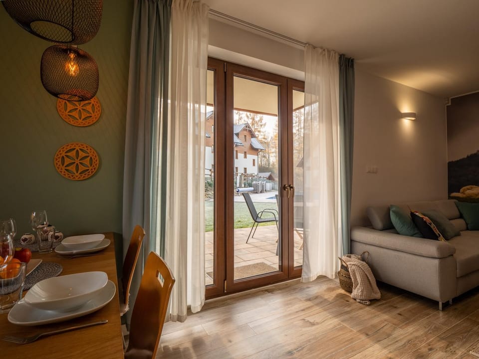 Garden, Balcony/Terrace, Living room, Dining area