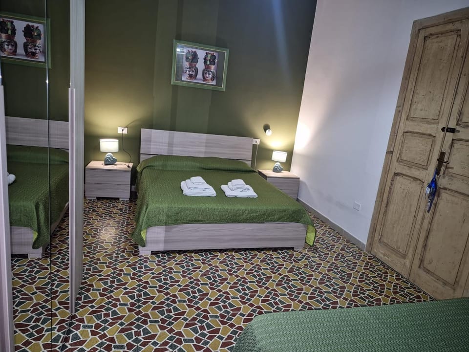 NA ZA ROSA - Casa Vacanze Apartment in Porto Empedocle