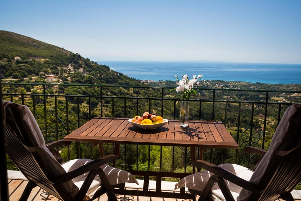 Patio, Day, Natural landscape, Bird's eye view, View (from property/room), Balcony/Terrace, Mountain view, Sea view