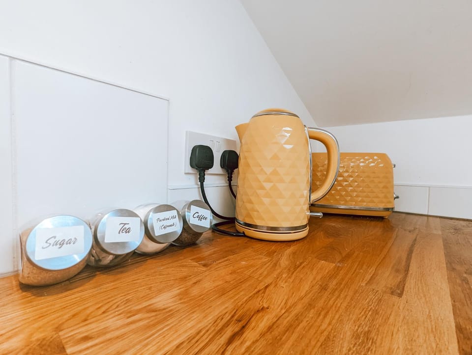 The Isabella Studio by Richmond Park Apartment in Kingston upon Thames