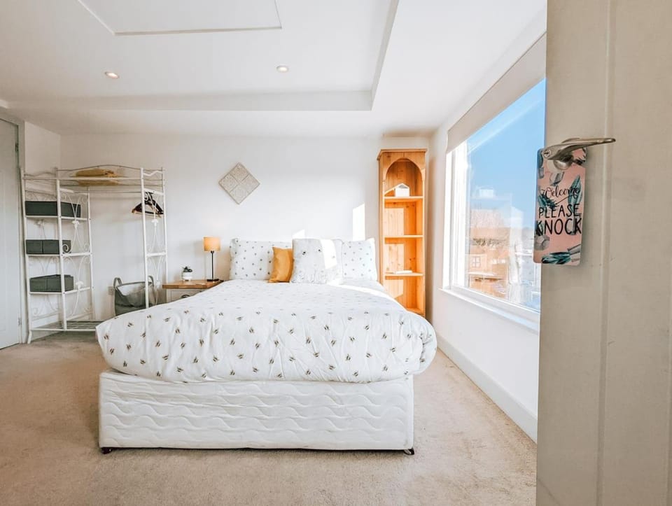 The Isabella Studio by Richmond Park Apartment in Kingston upon Thames