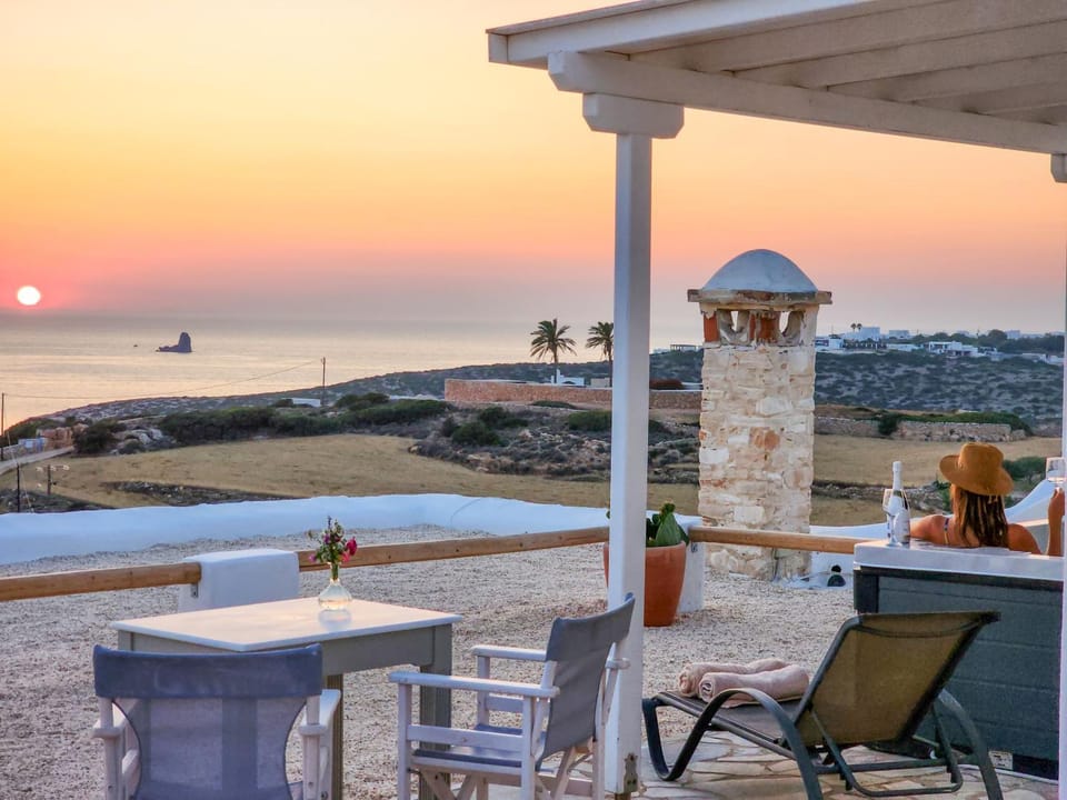 View (from property/room), Balcony/Terrace, Sunset