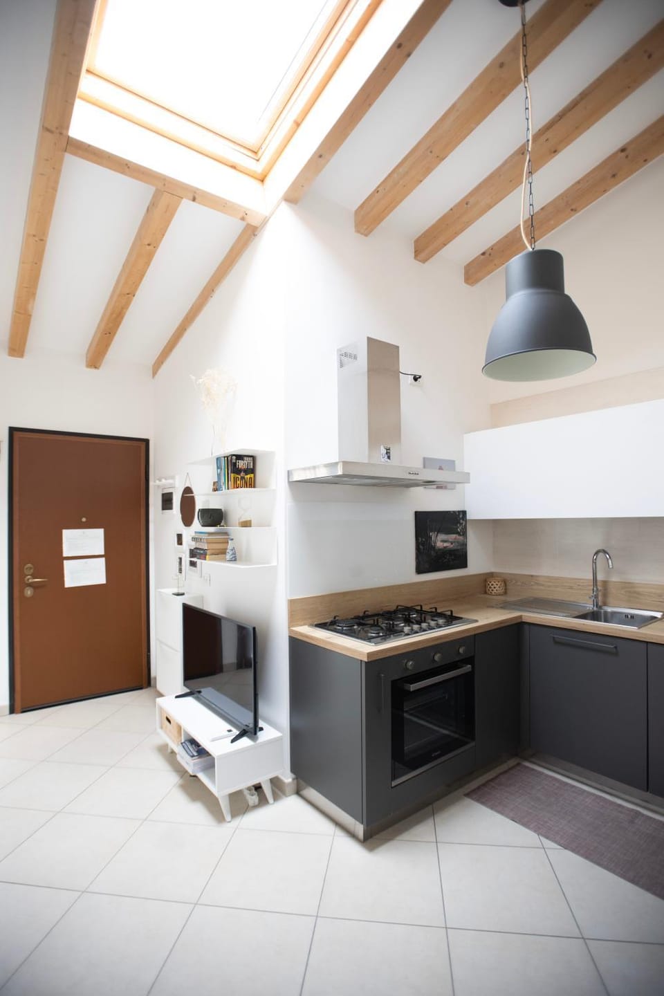 Kitchen or kitchenette, stove