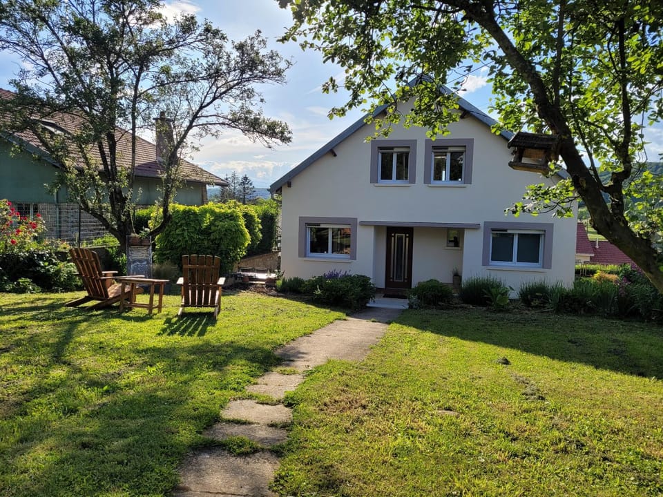 Maison Lombardi - Gite 6 Personnes 4 étoiles House in Grand Est