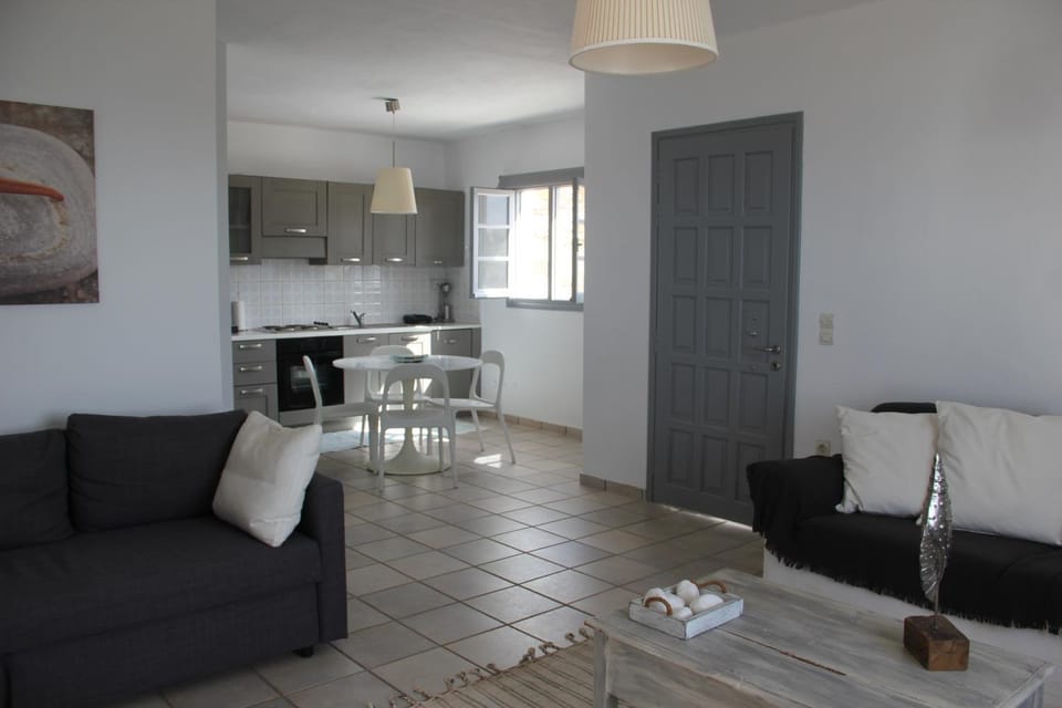 Melina's House Apartment in Kea-Kythnos