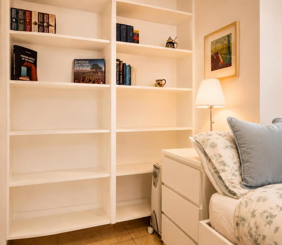 The Sandy Studio Flat in Petersham Apartment in Twickenham