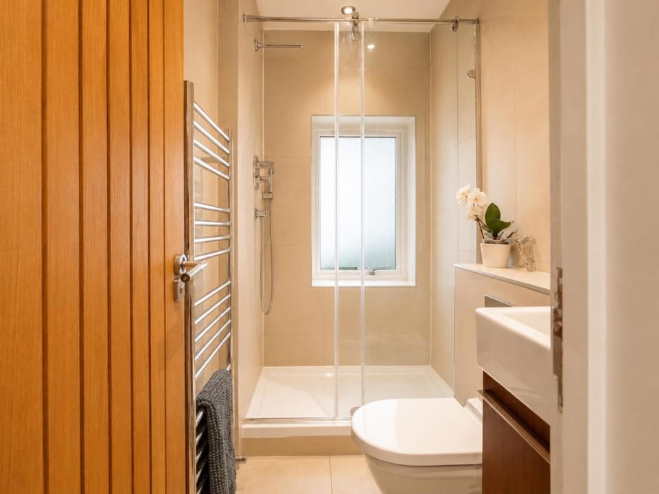 The Sandy Studio Flat in Petersham Apartment in Twickenham