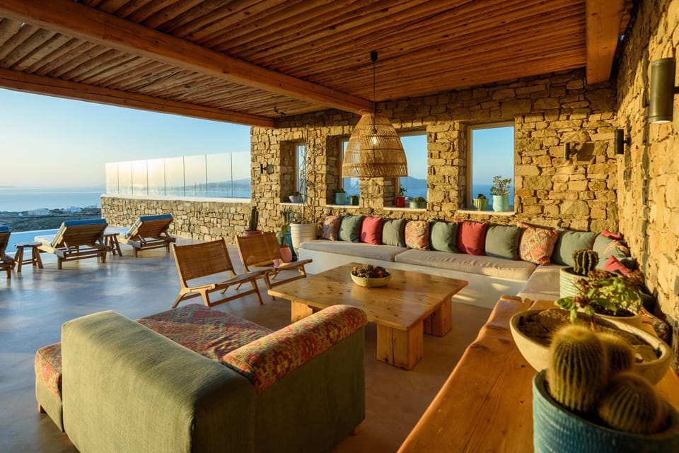 Patio, View (from property/room), Balcony/Terrace, Seating area, Sea view