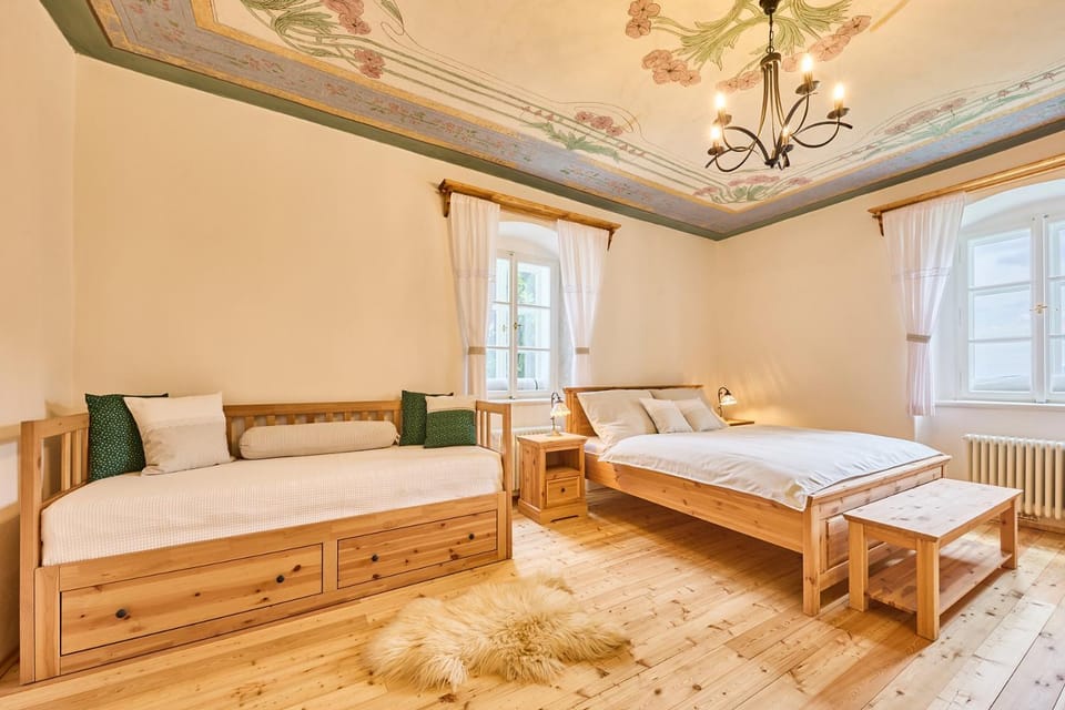 Chalupa Fara Apartment in Lower Silesian Voivodeship