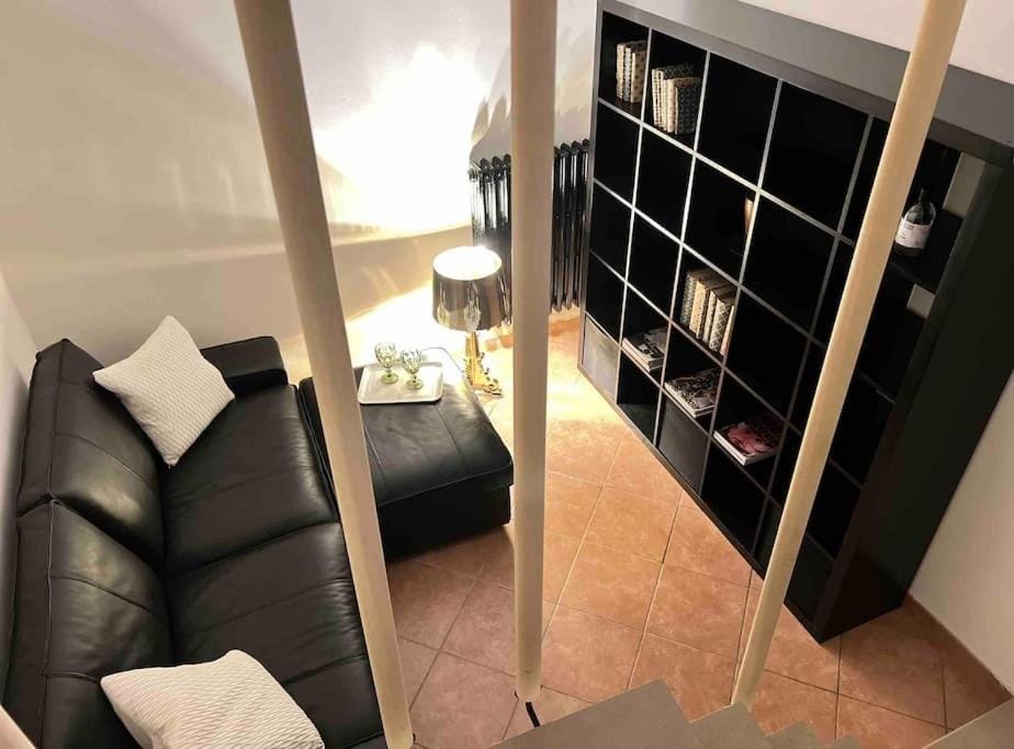 Library, Seating area, wardrobe