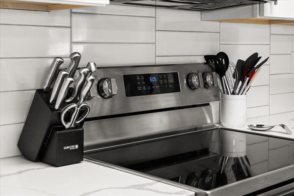 Kitchen or kitchenette, stove