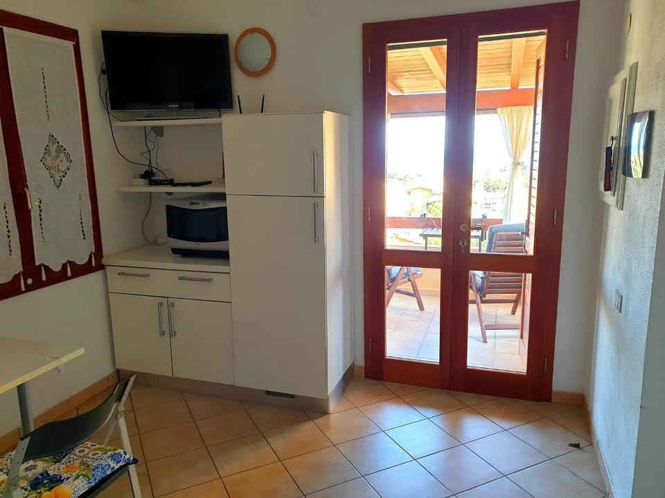 TV and multimedia, Dining area, oven