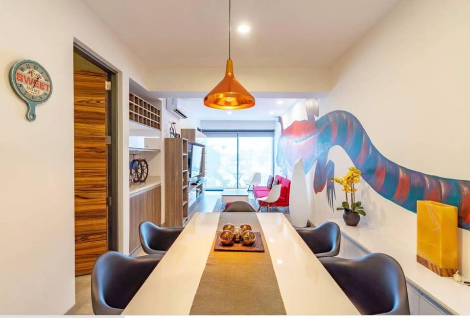 Seating area, Dining area