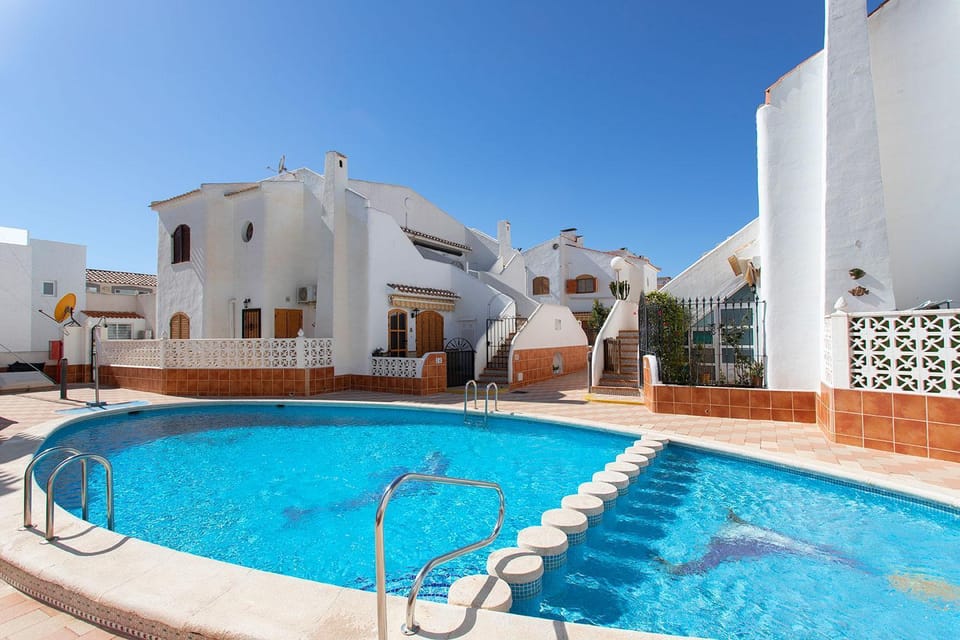 Los Girasoles III F3 Apartment in Torrevieja