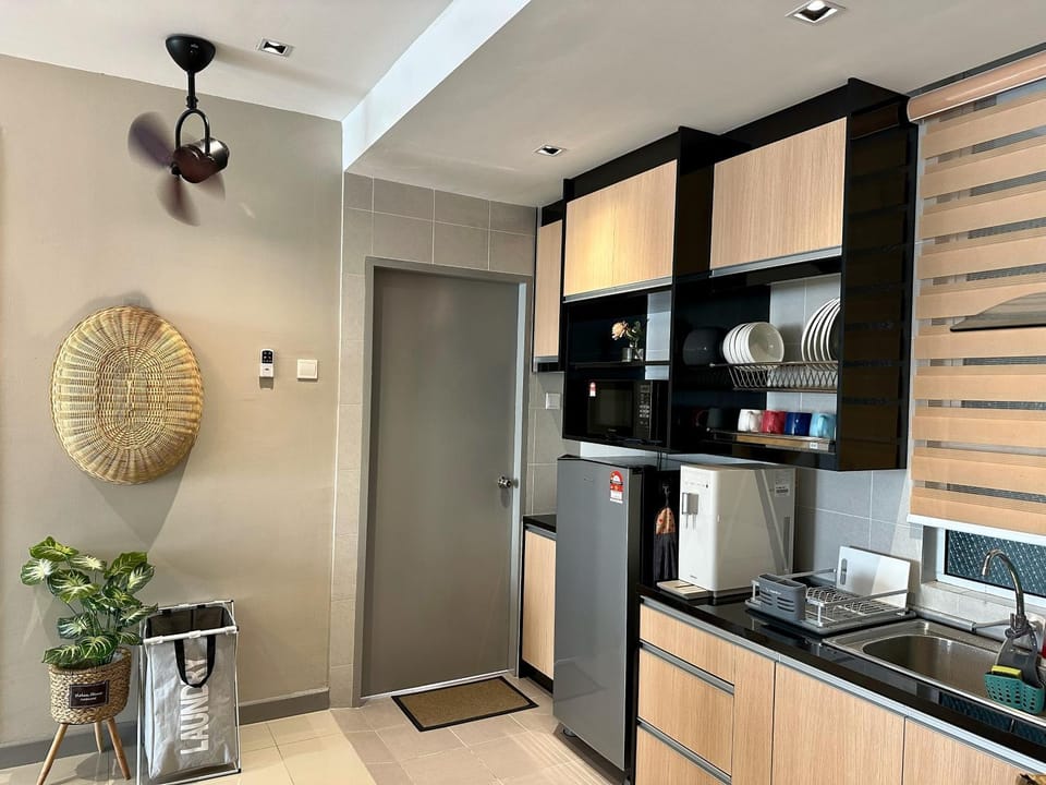 Coffee/tea facilities, Kitchen or kitchenette, dishwasher, minibar, oven