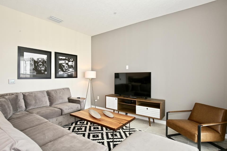 Communal lounge/ TV room, Living room