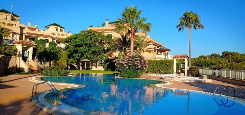 Garden, Swimming pool