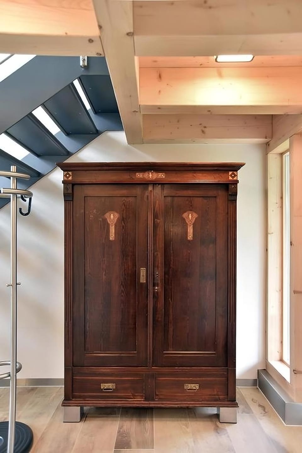 wardrobe
