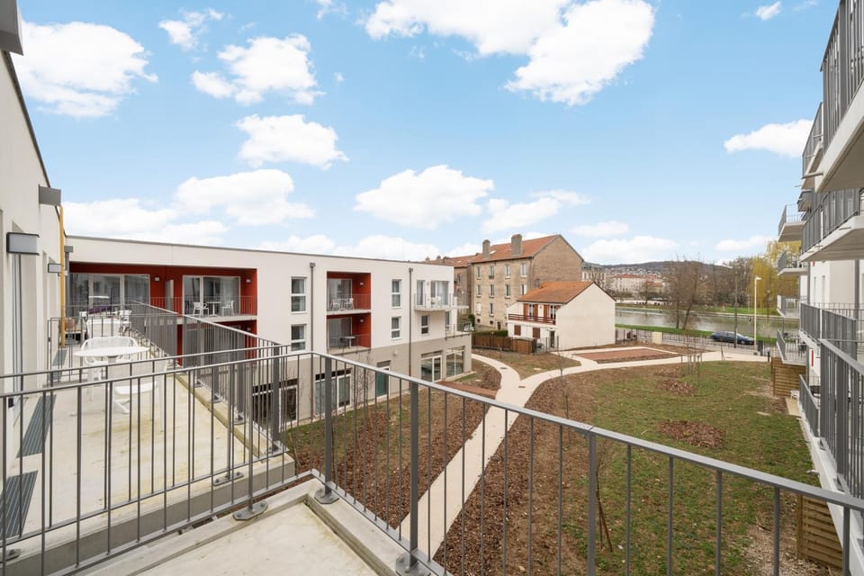Garden view, Garden view