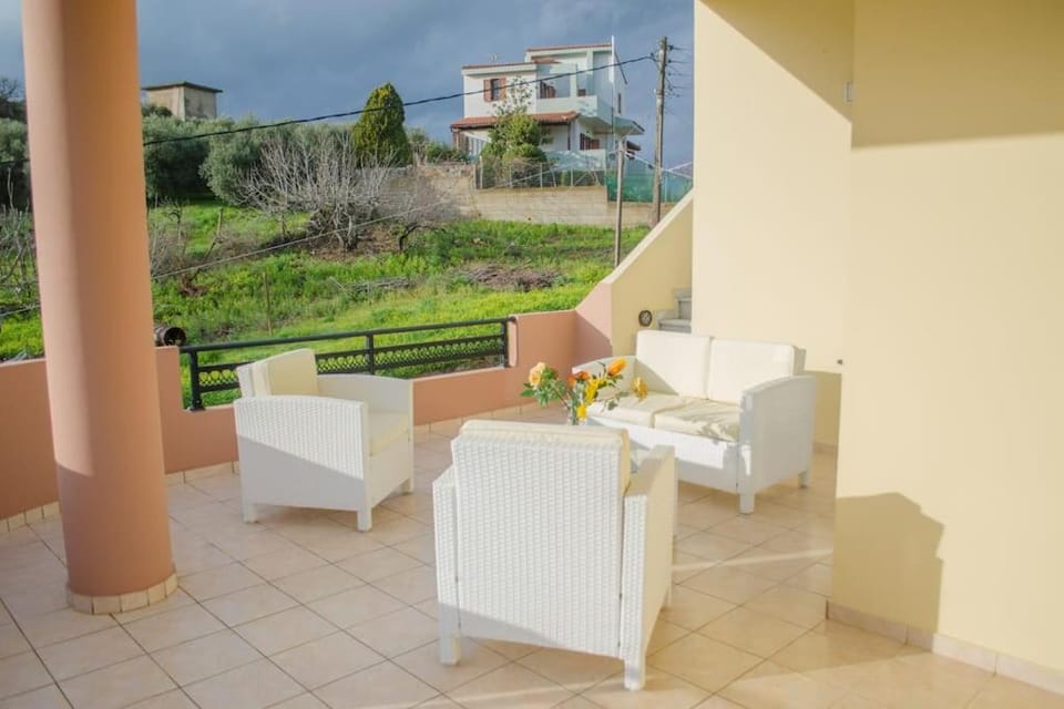Property building, Patio, Spring, Day, View (from property/room), Balcony/Terrace, Garden view
