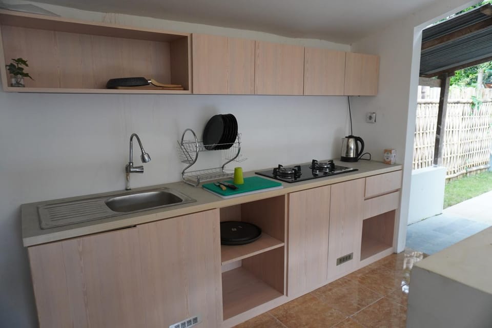Kitchen or kitchenette, Kitchen or kitchenette, stove