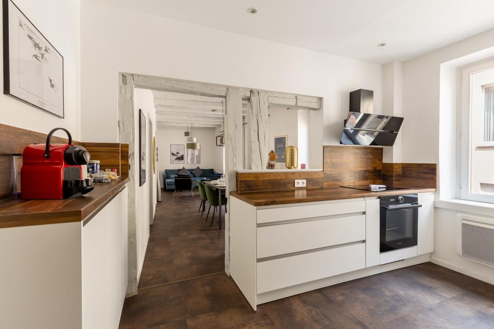 Travel Homes - The Rokst: Rare, Central and Modern Apartment in Colmar