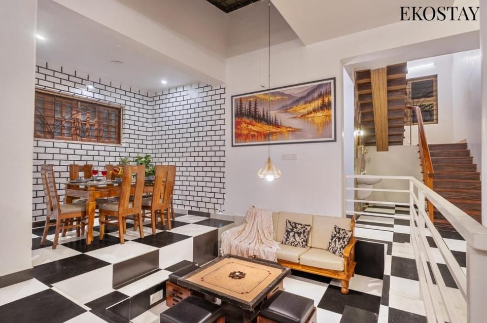 EKOSTAY - Mount Emerald Villa Villa in Maharashtra