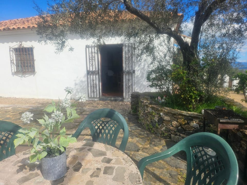 Finca el Berezal House in Sierra de Huelva