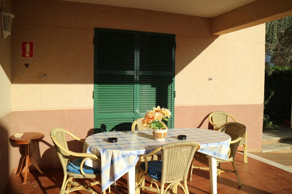 Patio, Swimming pool