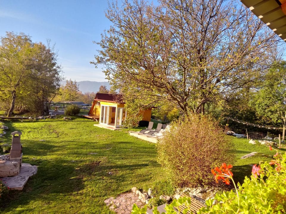 Property building, Natural landscape, Garden, Garden view