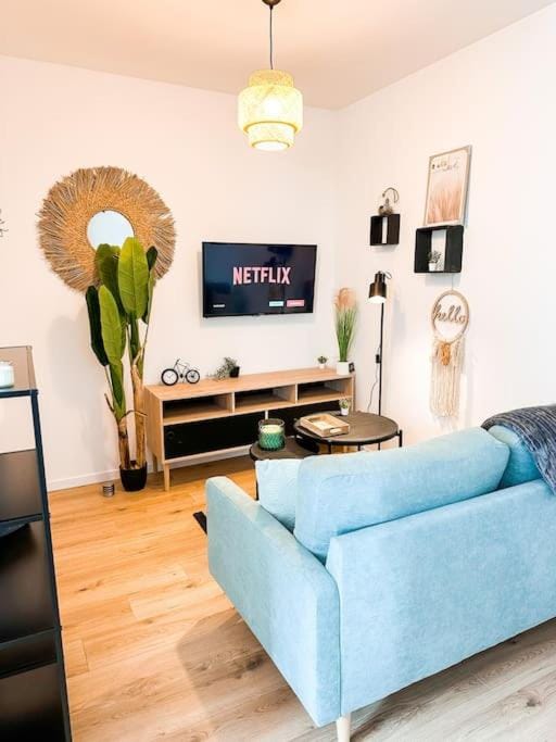 Nouveau ** Le raffiné au cœur de Guingamp ** Parking Apartment in Brittany