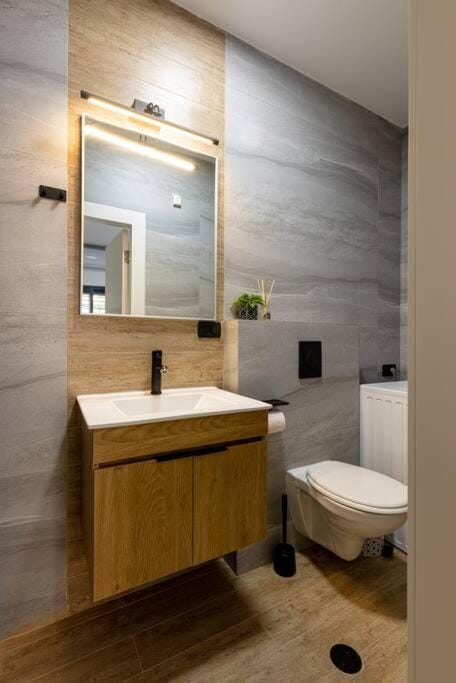 Toilet, Bathroom