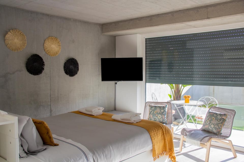 TV and multimedia, Photo of the whole room