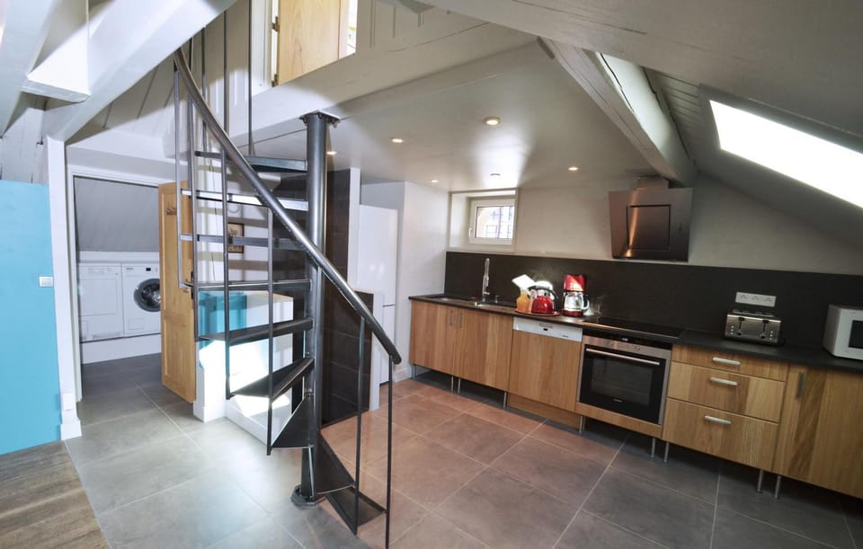 Kitchen or kitchenette, pet friendly