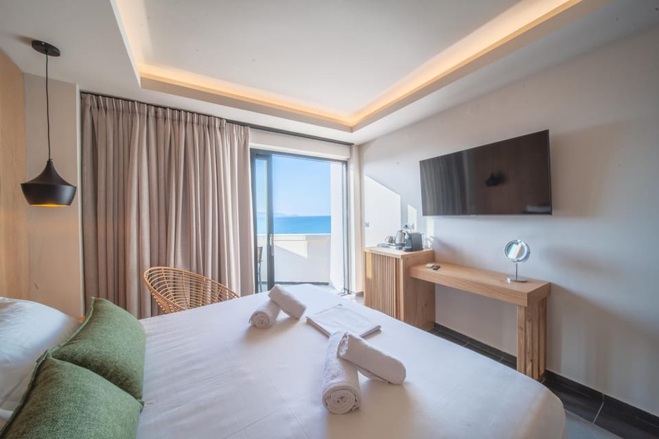 Bed, View (from property/room)