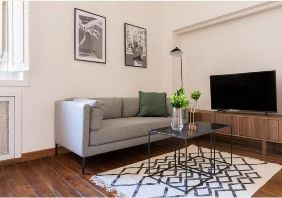 Communal lounge/ TV room, TV and multimedia, Photo of the whole room