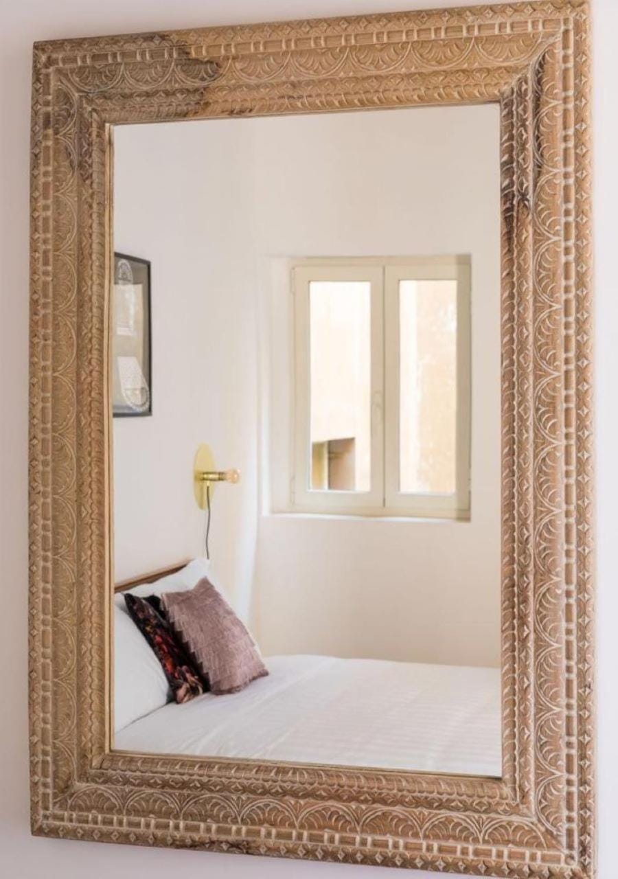 Bed, Decorative detail, Bedroom