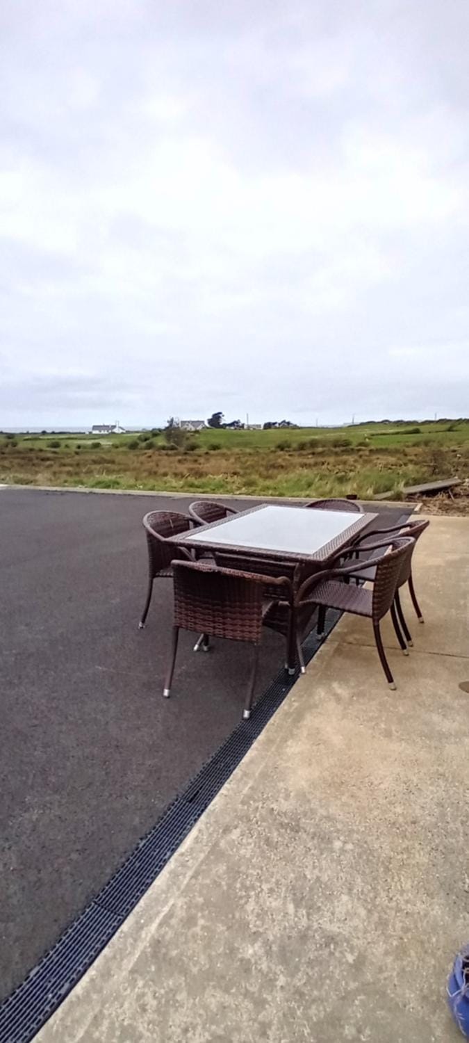 Balcony/Terrace, Balcony/Terrace